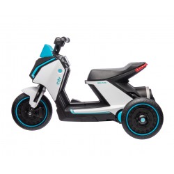 MILLY MALLY 5743 Pojazd na akumulator Skuter City White