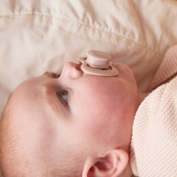 B.BOX BB300345 Smoczek dla noworodka i niemowlaka 2 szt symetryczny silikonowy 0-6m róż/latte