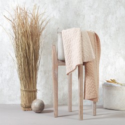 1648/01 KOC Z WEŁNY MERINO JASNY BEŻ