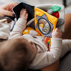 1679 KSIĄŻECZKA KONTRASTOWA MOUSE