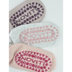 NOVITI ST078-G-01 Stopki bawełniane dziewczynka gładkie z ABS 15/18