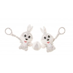 4 BABY R11 P&E Grzechotka do wózka Pram Toy RABBIT